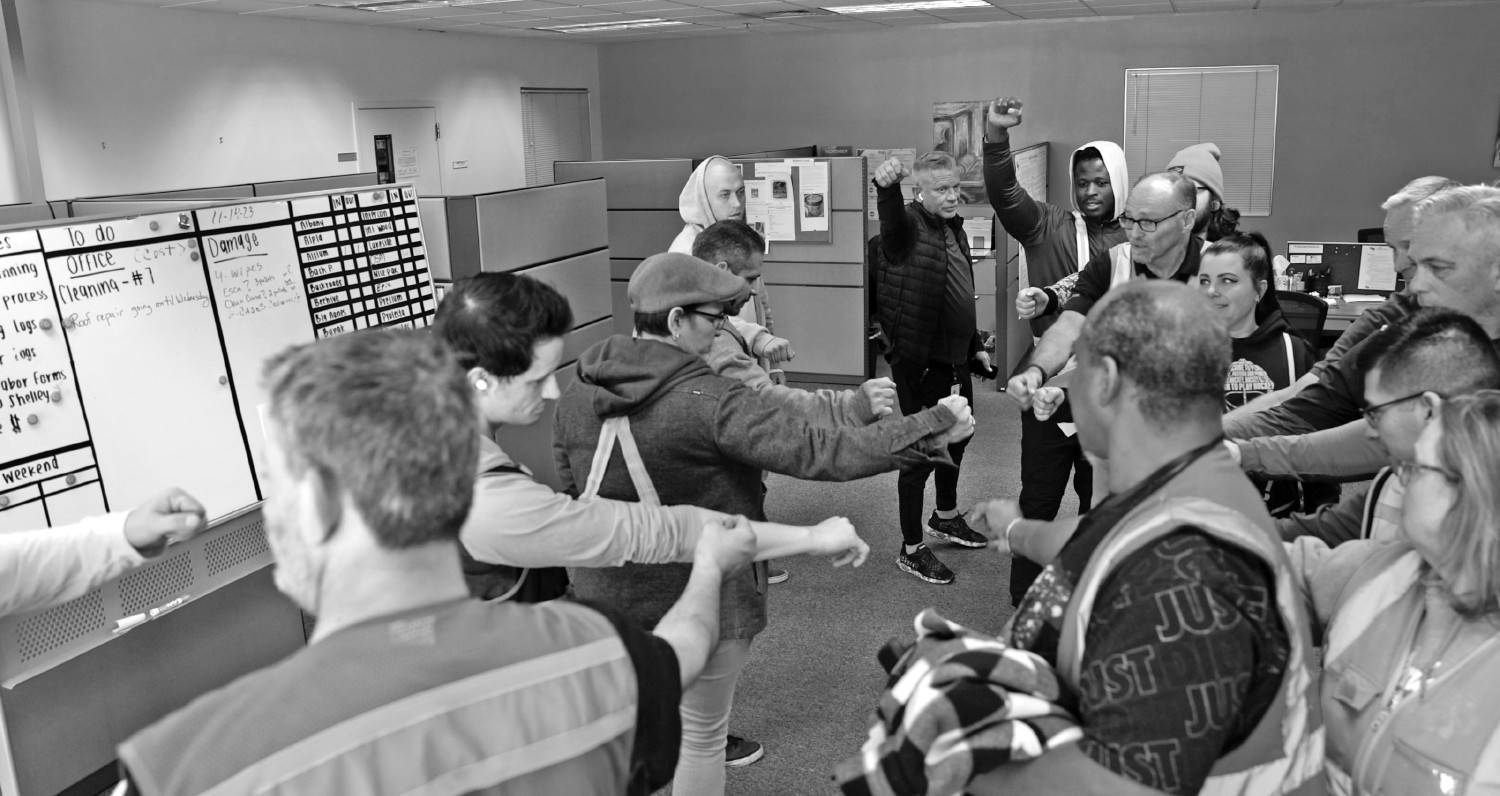 Every day at noon, the Anchor 3PL team gathers for a quick breakout to reconnect, realign, and recharge. It’s a standing