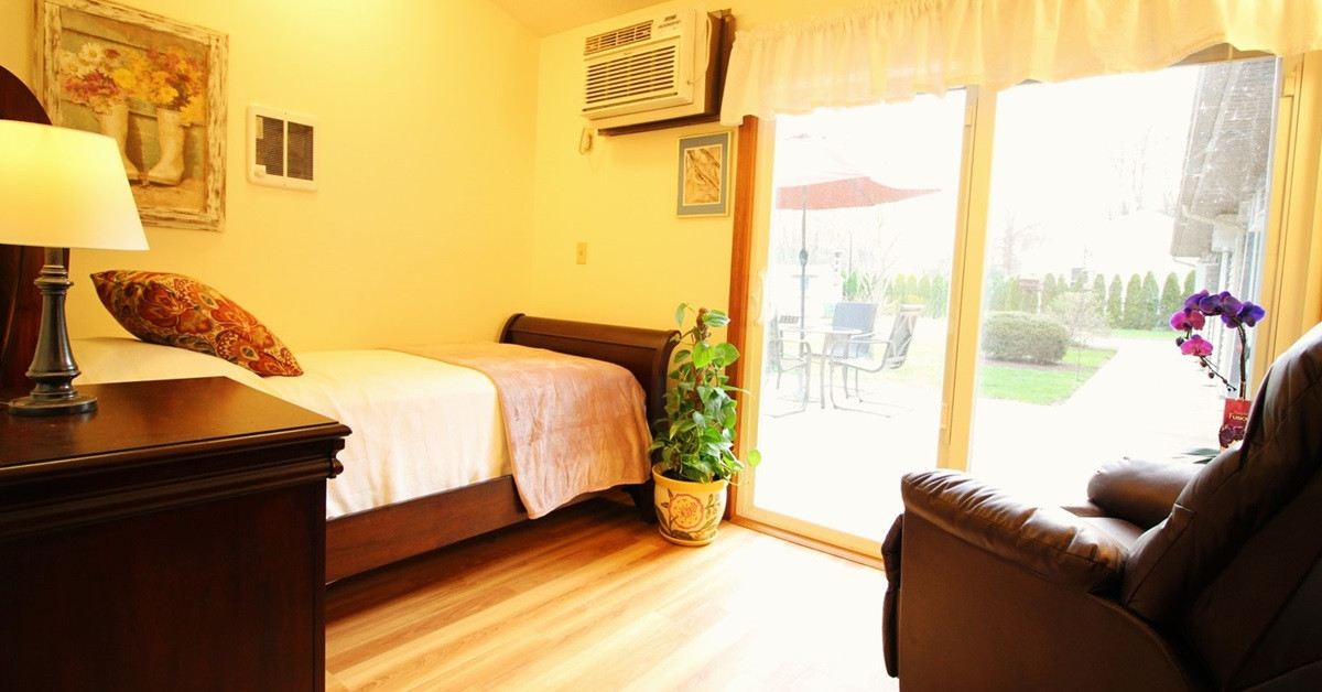 1. Shady Oaks Assisted Living Bristol CT Resident Room