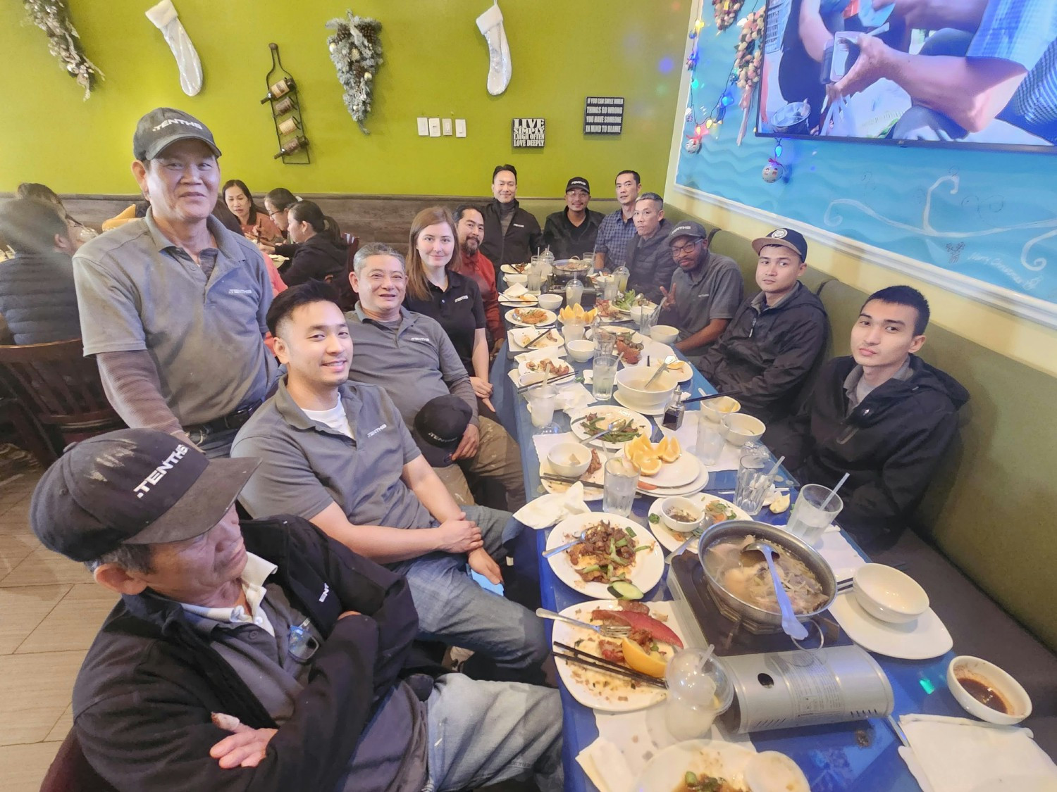 Our splendid Thanksgiving Luncheon