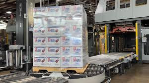 Omni utilizes high-tech palletizers and industrial wrapping equipment to securely prepare products for shipment.